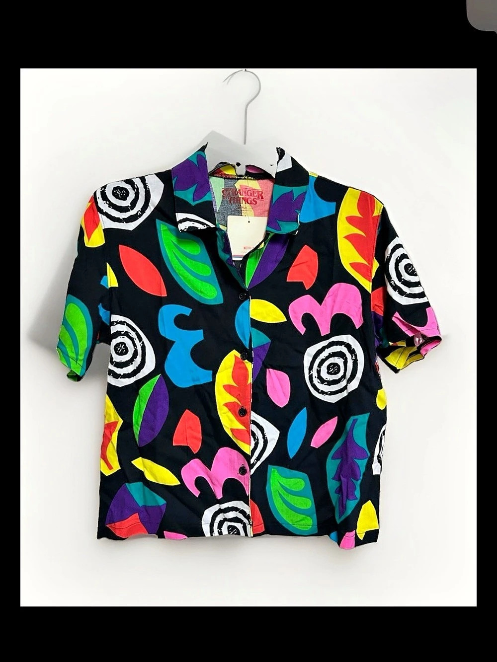 Hot Topic Stranger Things Eleven Hawaiian Shirt Womens Size Small Retro 80’s NWT